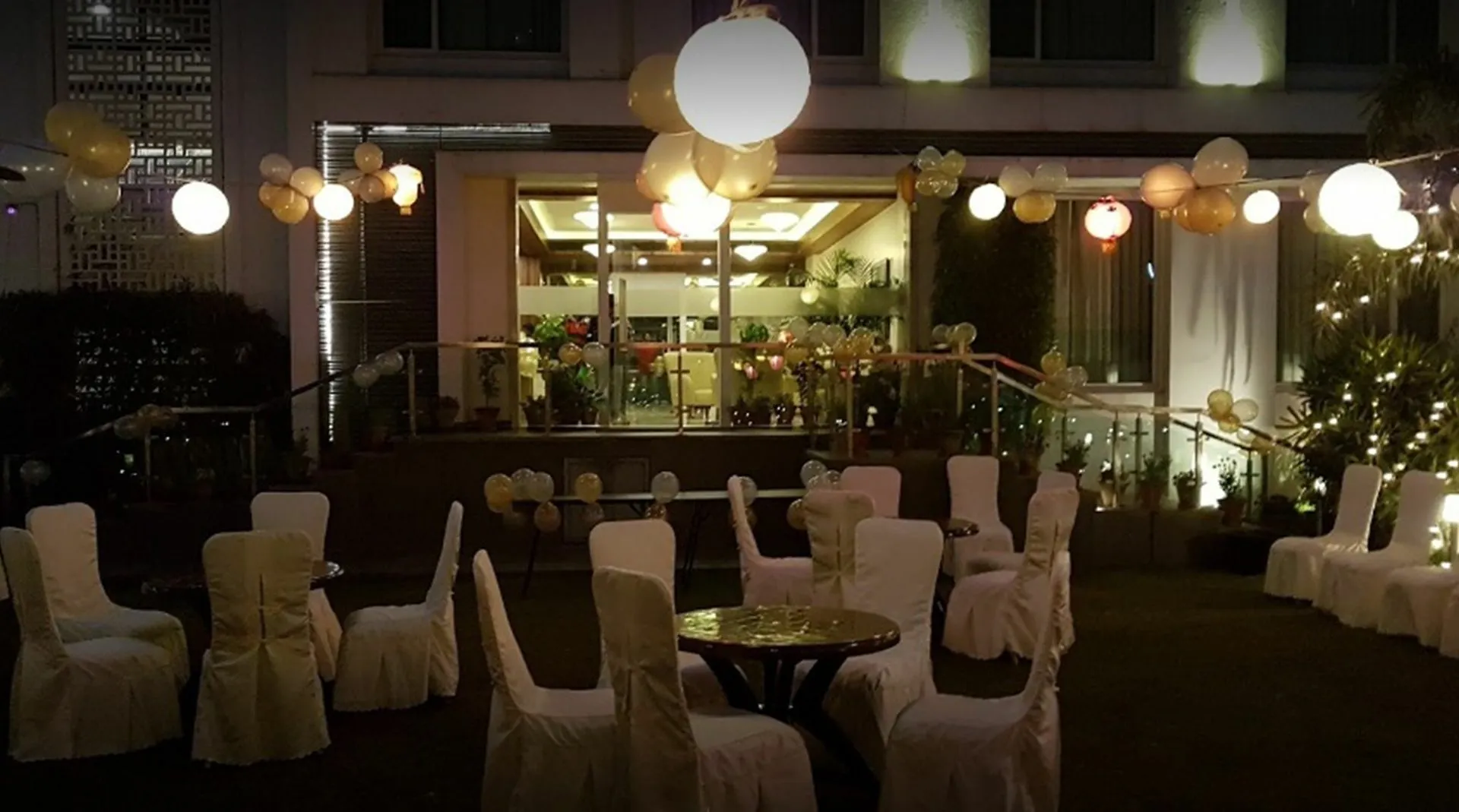 Treebo Premium Eden Residency Hotel Gurgaon 4*,  India