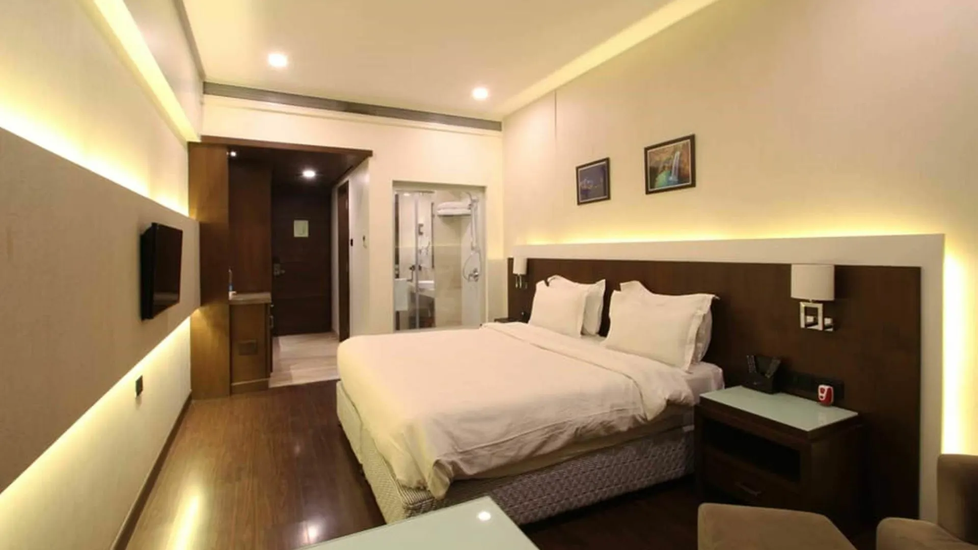 Treebo Premium Eden Residency Hotel Gurgaon