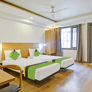 Hotel Treebo Ahinsa Residency Sohna Road, Gurgaon