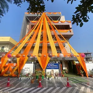 Hotel Posh Residency Huda Center, Gurgaon