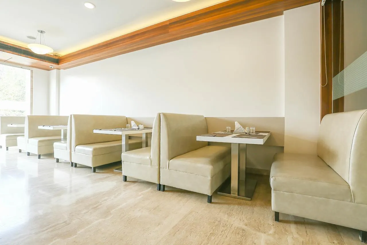 Treebo Premium Eden Residency Hotel Gurgaon 4*,  India